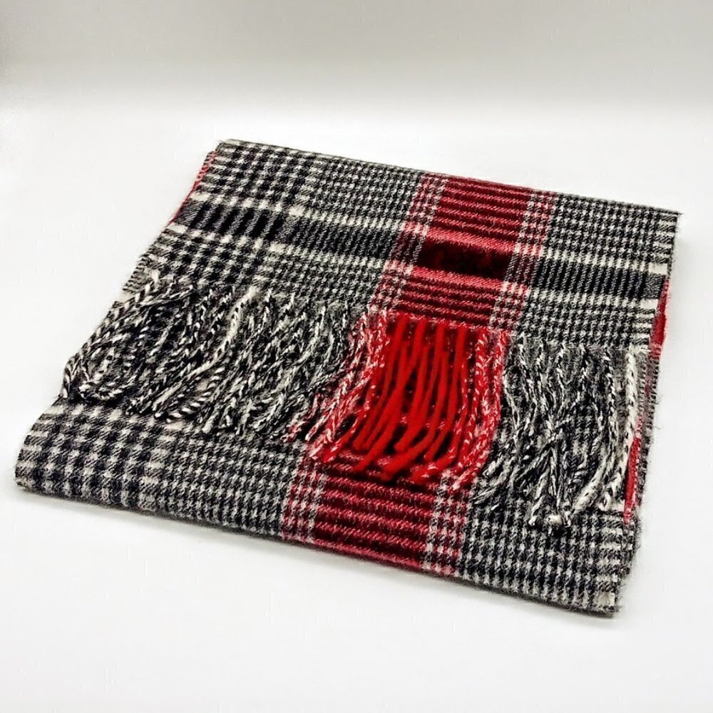 Nordstrom 100% Cashmere Plaid Oblong Fringed Scarf